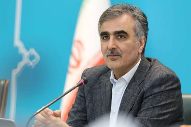 سیگنال فرزین به بازار خودرو / بانک مرکزی توپ را در زمین صمت انداخت