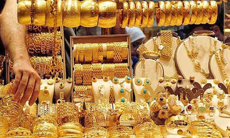 رئیس اتحادیه طلا و جواهر تهران: مسدودی حساب‌های طلافروشان باعث ایجاد درگیری فیزیکی بین بازاریان نیز شده