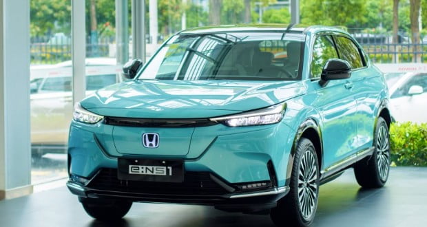 هوندا E-NS1