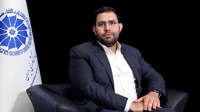 سرمایه گذاری برای تولید منجر به هدایت اقتصاد به سمت حوزههای مولد میشود