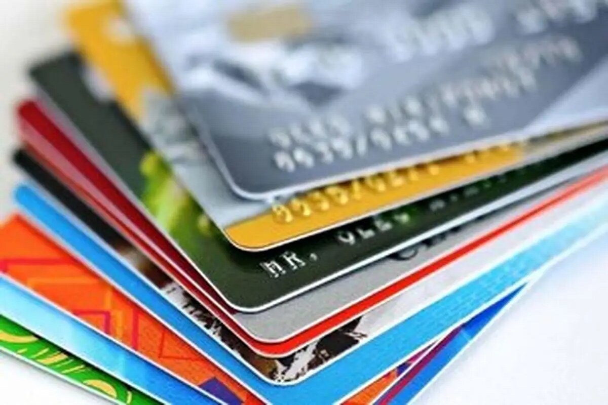 دستور به موقع وزیر اقتصاد برای مبارزه با فساد بانکی و پولشویی
