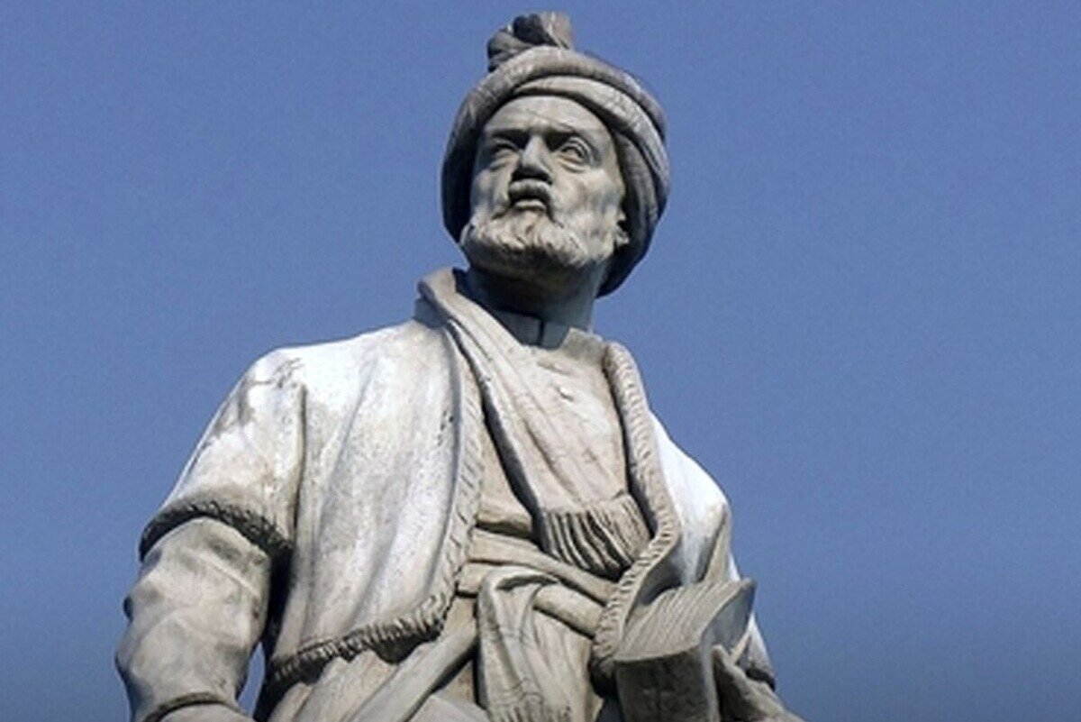 توهین به فردوسی چرا نگران کننده است؟/ «تا ۵۰ سال دیگر شاید چیزی بهنام زبان فارسی وجود نداشته باشد»