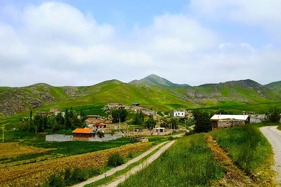 رازآلودترین روستای قزوین با چهرهای اروپایی