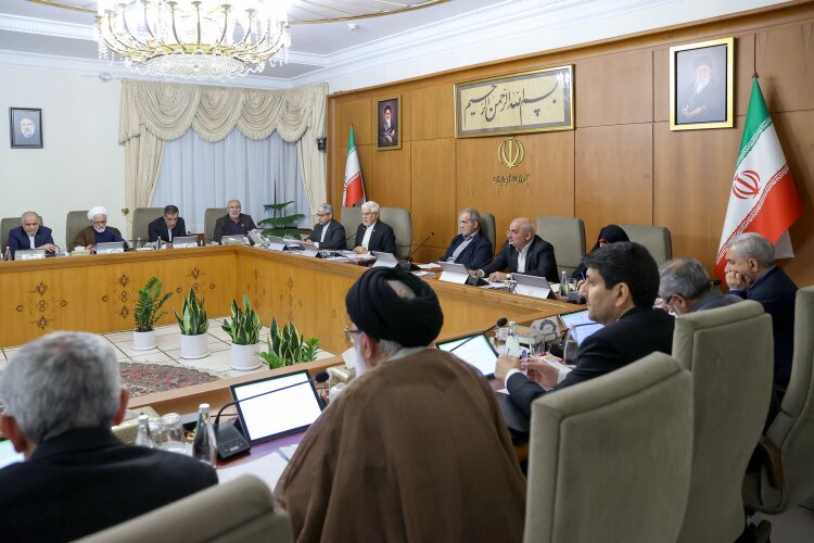 گزارش وزیر راه و شهرسازی از پیشرفت پروژههای حمایتی مسکن