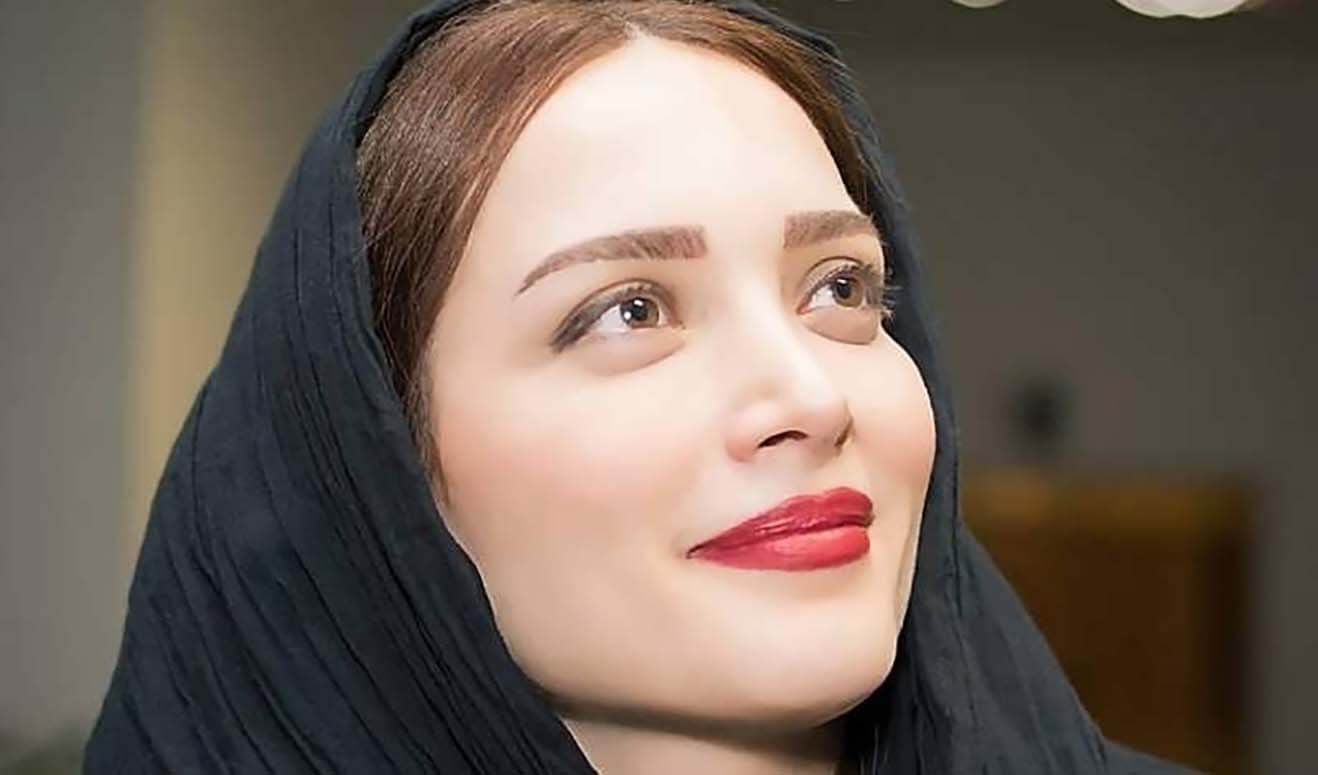تیپ متفاوت و خاص بهنوش طباطبایی با کلاه زنبوری + عکس جدید