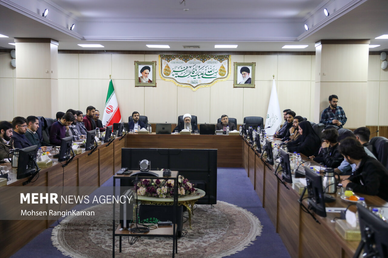 ادامه بررسی پیشنویس سیاستهای پولی و بانکی در مجمع تشخیص مصلحت نظام