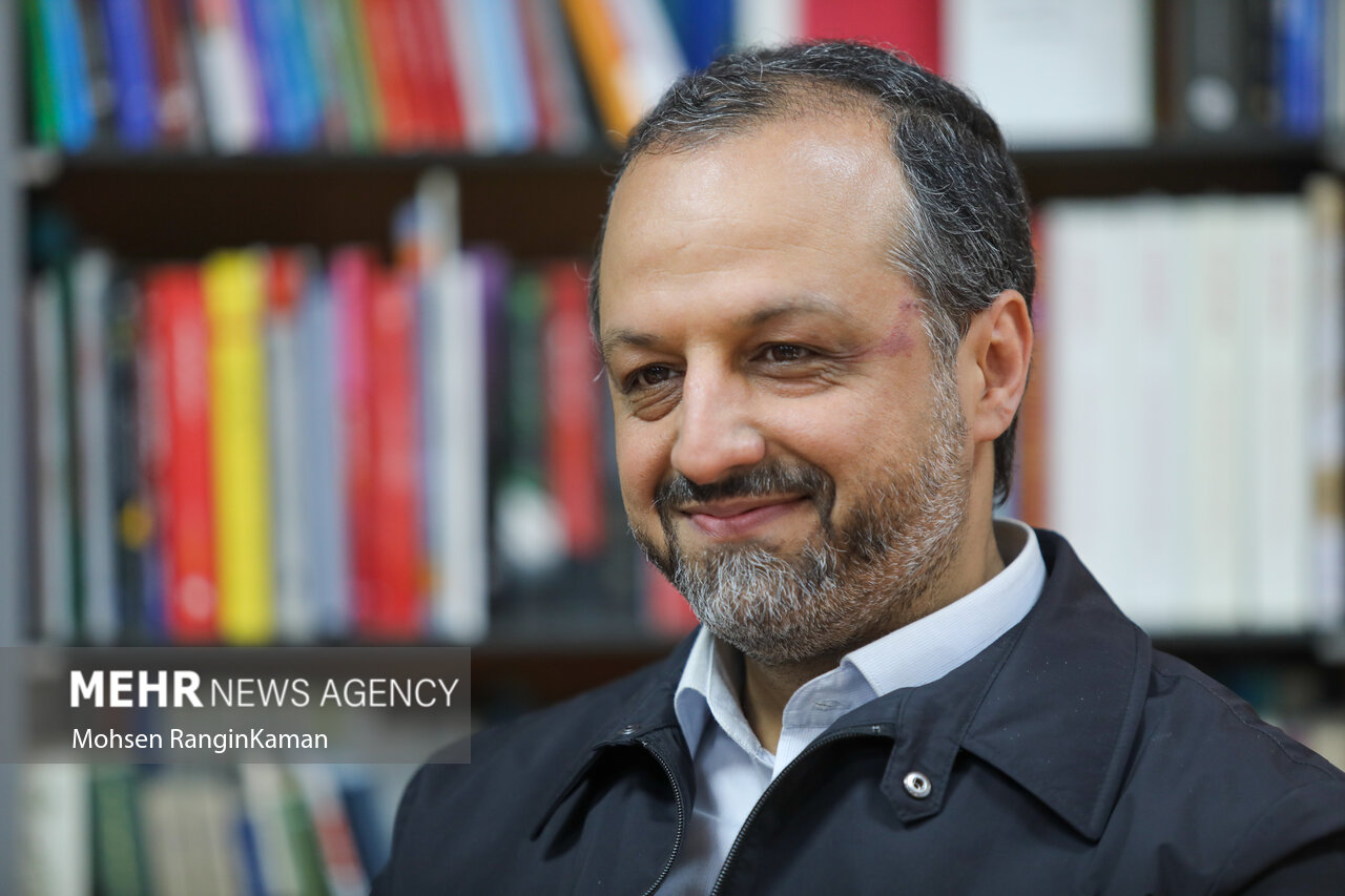 خاندوزی: تحرکات واشنگتن، محور مقاومت را در موقعیت برتر قرار داد
