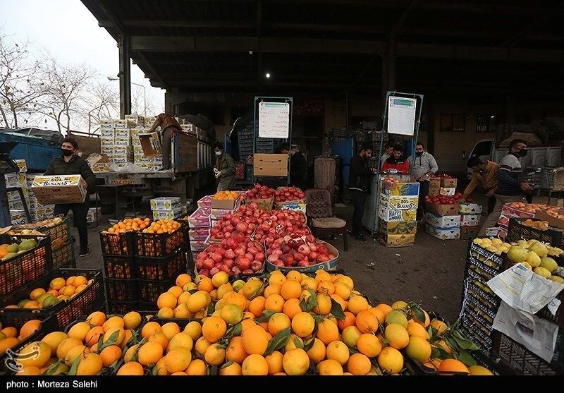 ذخیرهسازی ۵ هزار تن میوه شب عید در پایتخت/نگرانی در تأمین اقلام مورد نیاز مردم وجود ندارد
