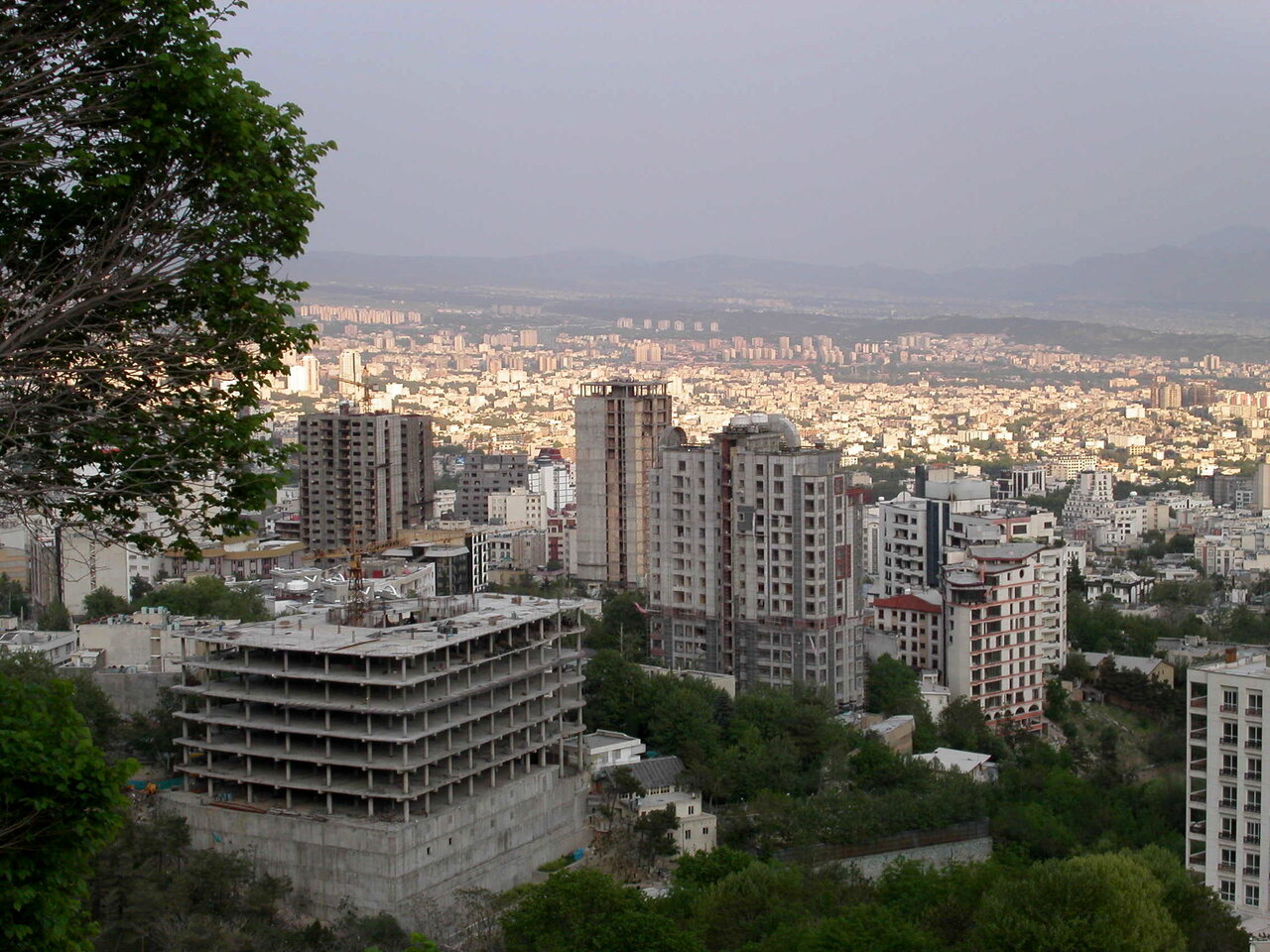 هر متر این خانه ۷۰ متری نزدیک به ۵۰۰ میلیون تومان قیمت دارد/ جدول قیمت آپارتمان دو خوابه در تهران