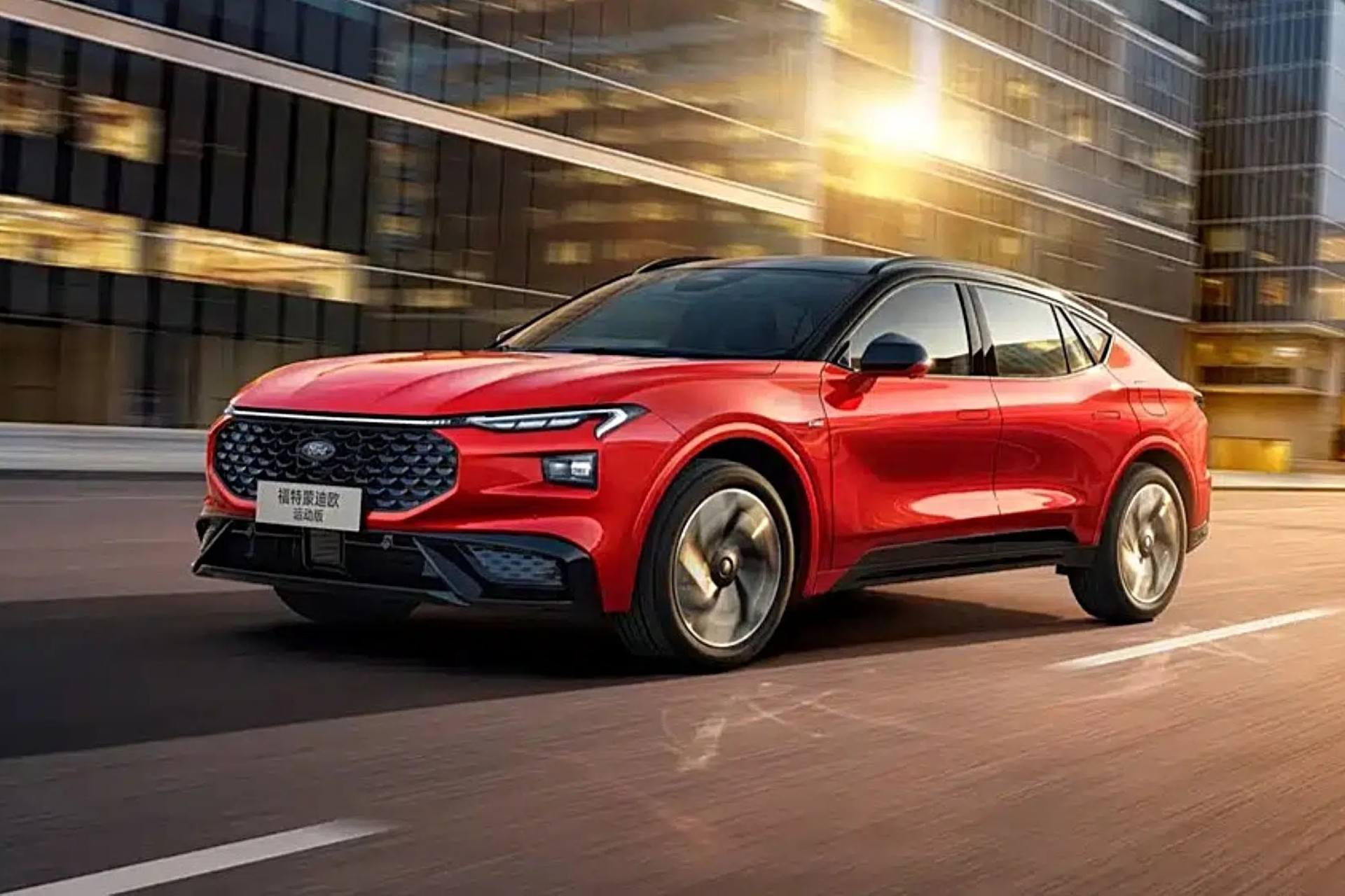 فورد خودرو هیبریدی Mondeo Sport را با قدرت ۳۰۸ اسببخار معرفی کرد