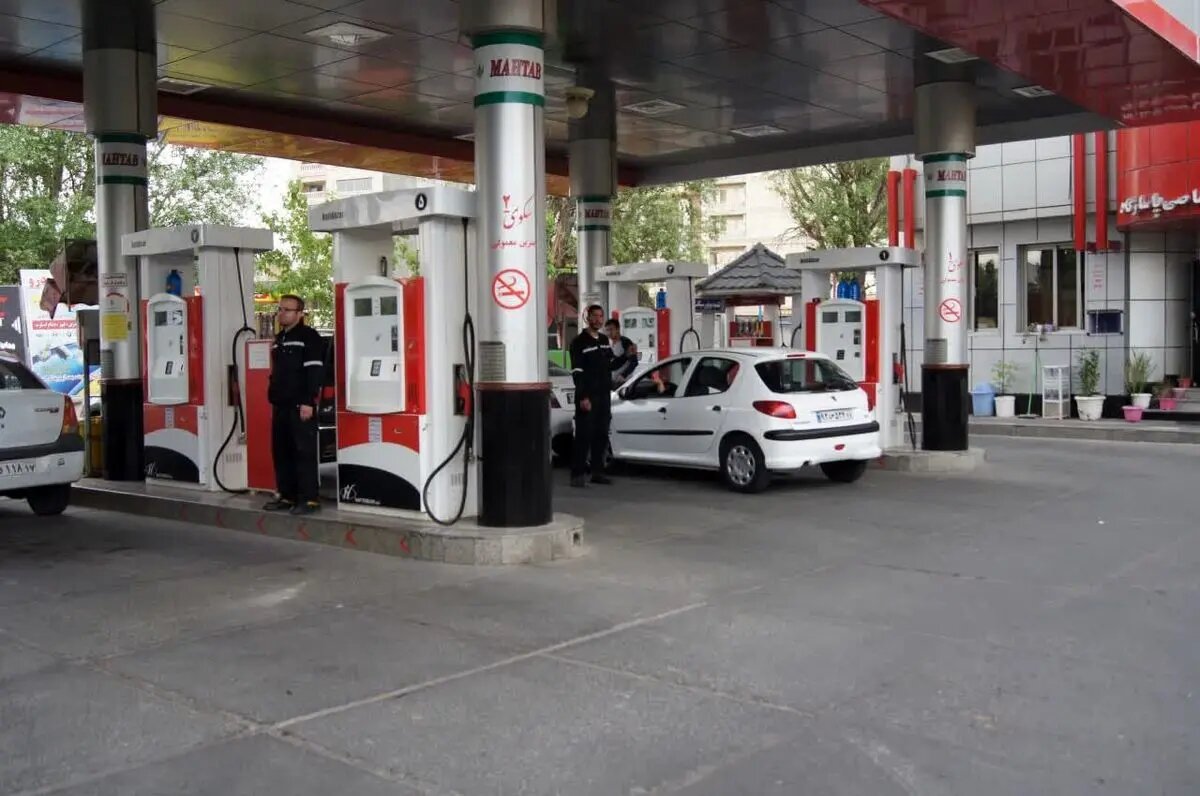 عرضه رایگان CNG در ۱۱ جایگاه قم برای مراسم تشییع رهبر شهید
