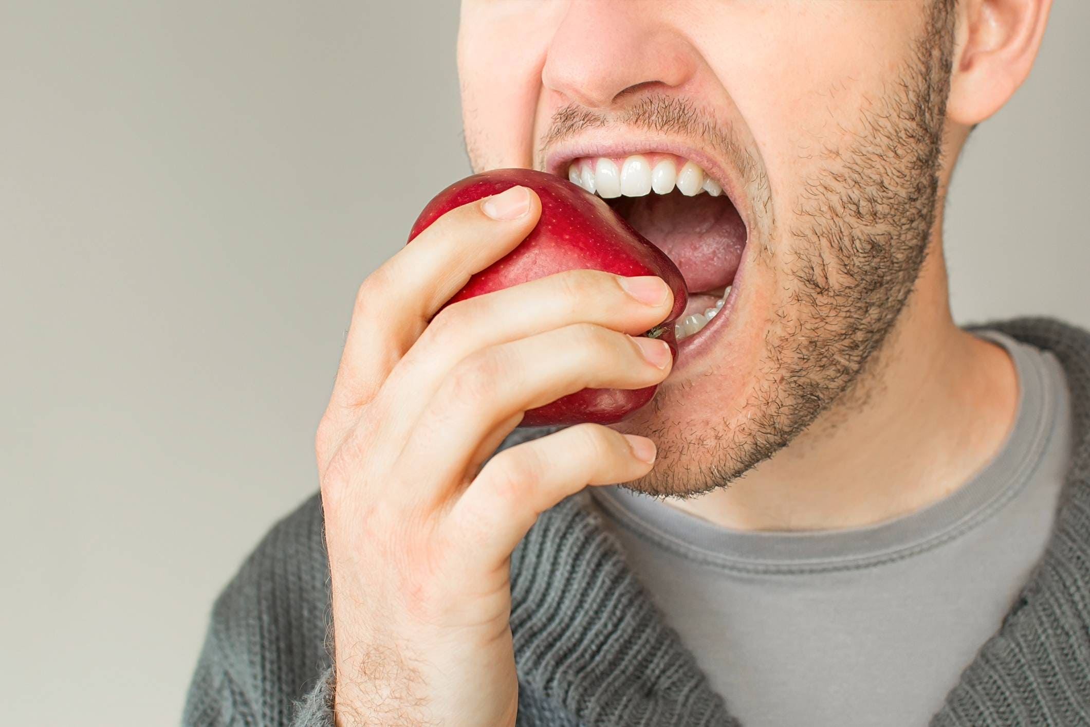 پمپ خون پنهان: جویدن چگونه به تقویت مغز کمک میکند؟