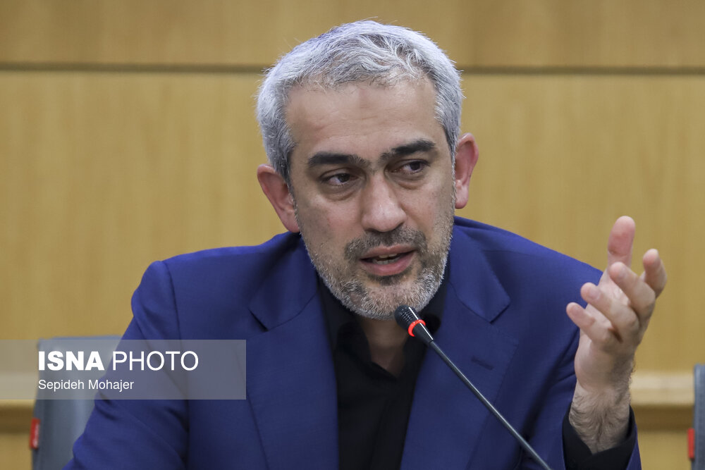 افزایش کالابرگ از نیمه دوم سال برای برخی اقشار/ بازار ارز را کنترل میکنیم