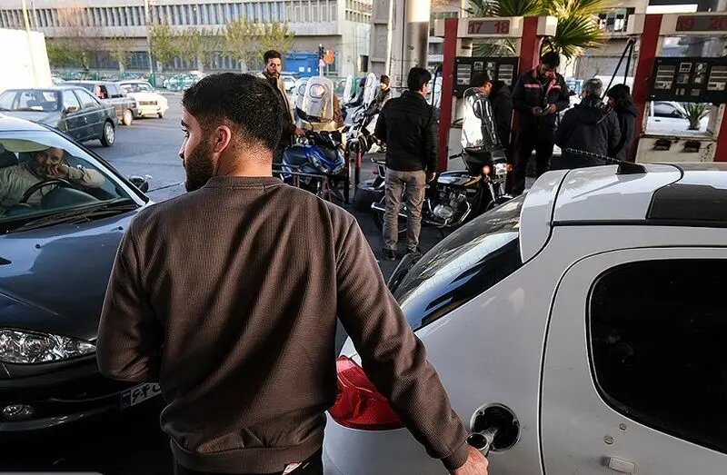 سه طرح جدید در پمپبنزینها؛ بهترین روش سهمیهبندی بنزین کدام است؟