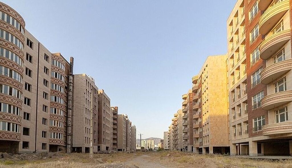 پیشرفت نهضت ملی مسکن در شهرهای جدید به ۴۳ درصد رسید؛ ۷۲۰۰ نفر از متقاضیان دهکهای یک تا چهار شناسایی شدند